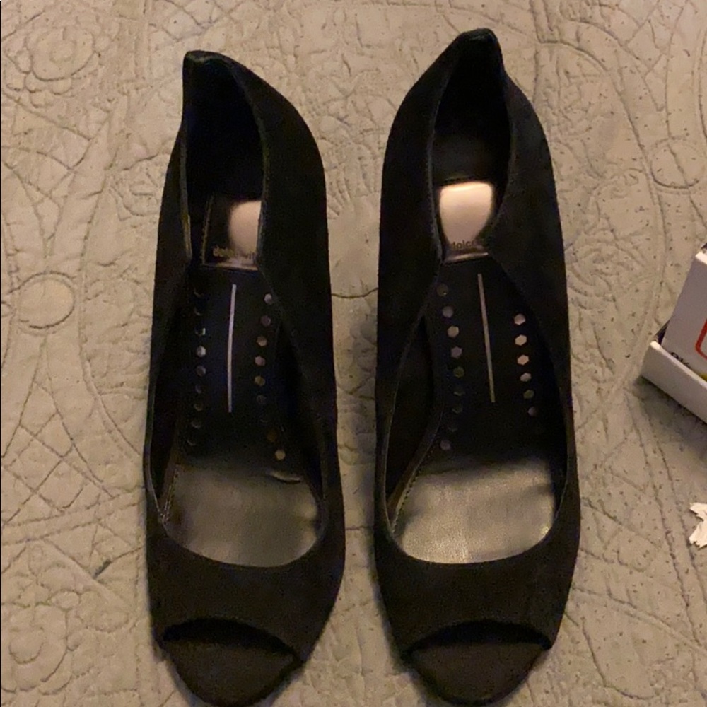 Black suede Heels